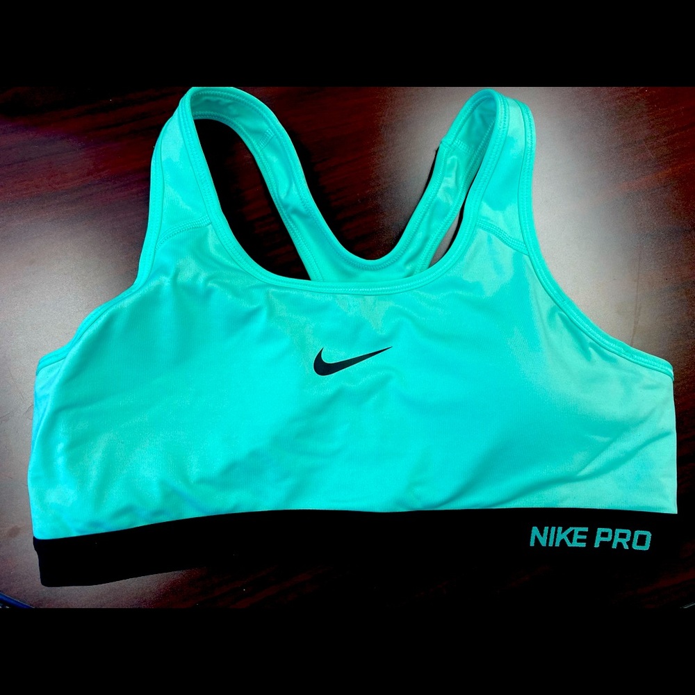 New without tags!!!!!! Mint colored Nike sports bra!!